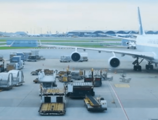 香港國際機場內的貨物運輸。